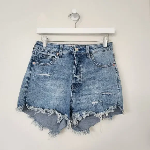We The Free Distressed Raw Hem Curvy High Rise Denim Cutoff Shorts 26 - Picture 8 of 8